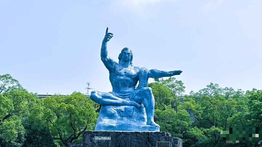 Fukuoka-Nagasaki Small Group Day Tour 1