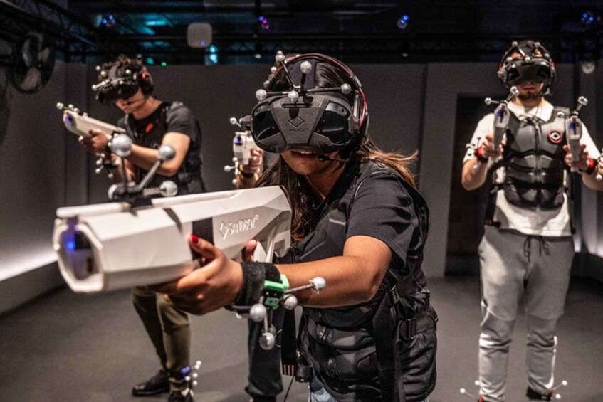 Picture 6 for Activity Immersive Group Virtual Reality Experience – Riyadh 3