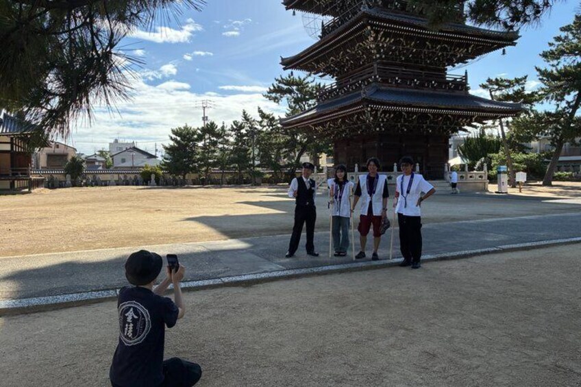 Kotohira–Zentsuji Udon Pilgrimage with Certified Udon Taxi Driver 2