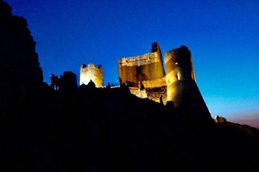 Panoramic Trekking from Santo Stefano di Sessanio to Rocca Calascio 4