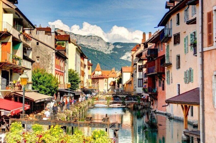 TOP Annecy : Private Guided Tour with your mobile 4