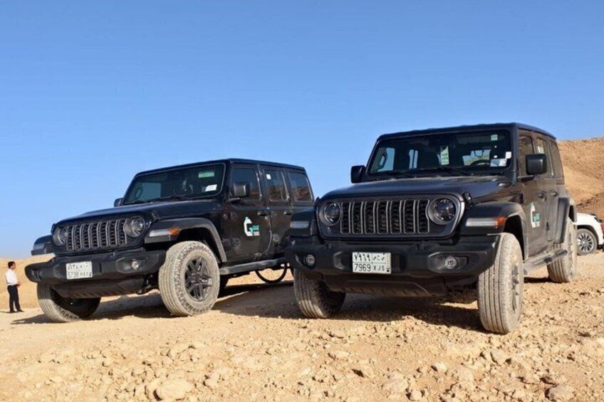 Edge of the World Sunset Tour from Riyadh 3