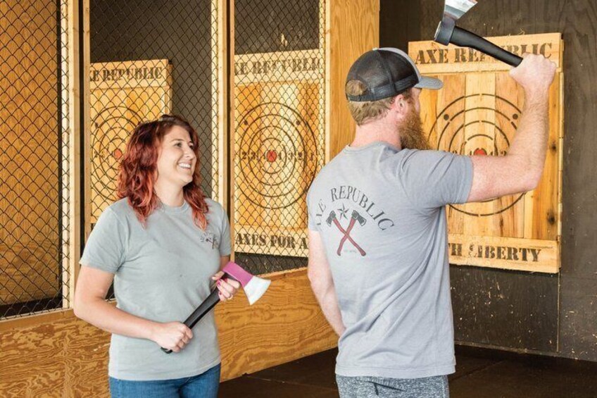 Lumberjack Axe Throwing Experience in Williamsburg 1