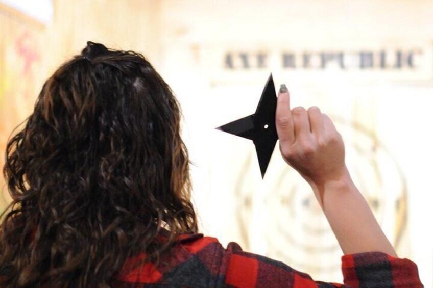 Lumberjack Axe Throwing Experience in Williamsburg 2