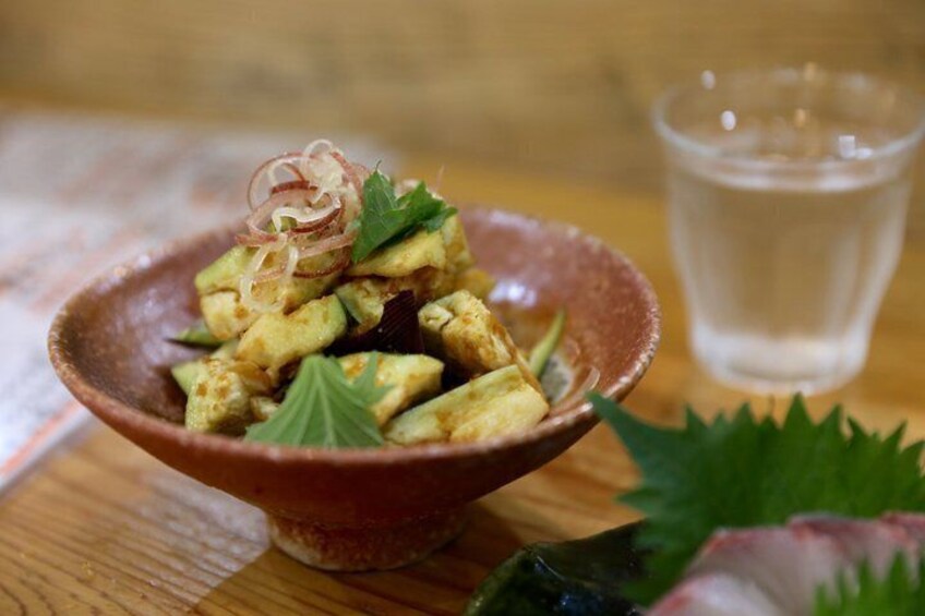 Off The Beaten Path Osaka Local Bar Crawl/ 22 Tapas 7 Drinks 3