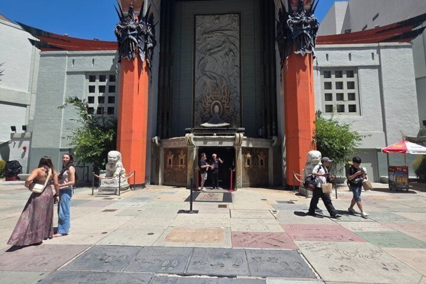 Hollywood Treasure Hunt Tour: Explore and Compete 1
