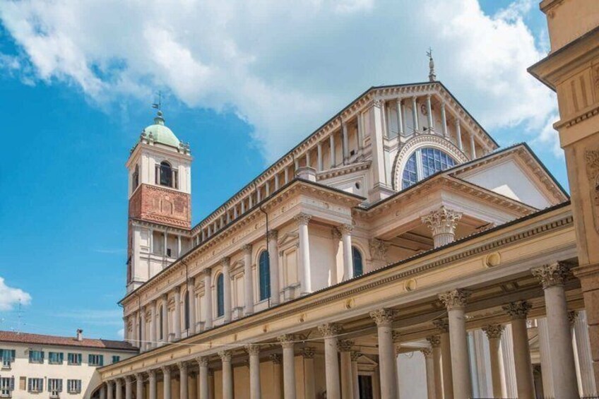 Hello Novara Private 2 Hour Intro City Walk with Local Guide 5