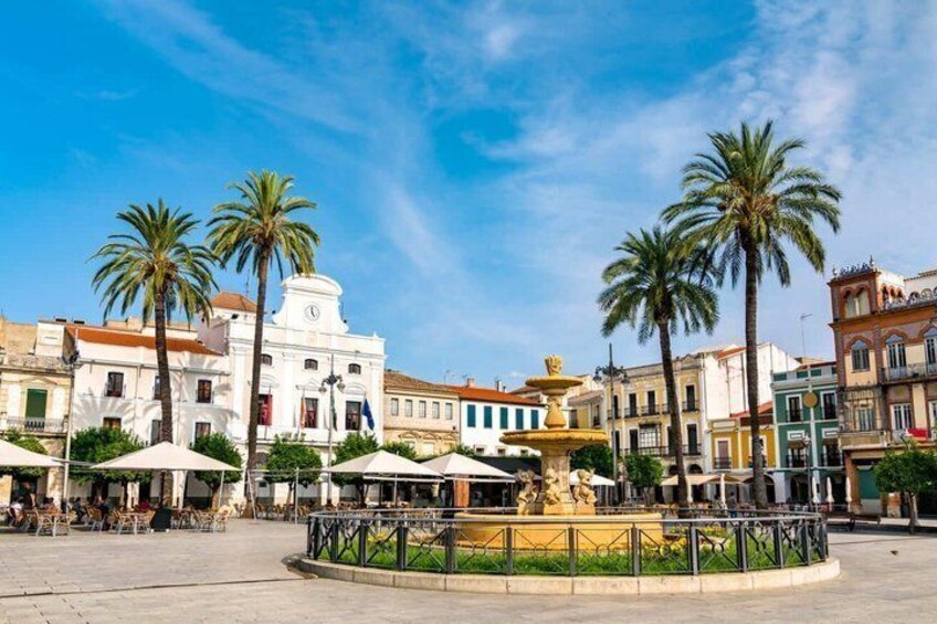 Hello Merida Private 2 Hour Intro City Walk with Local Guide 5