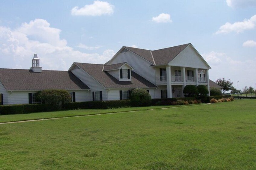 Southfork Ranch and Ewing Mansion Tour from Dallas 1