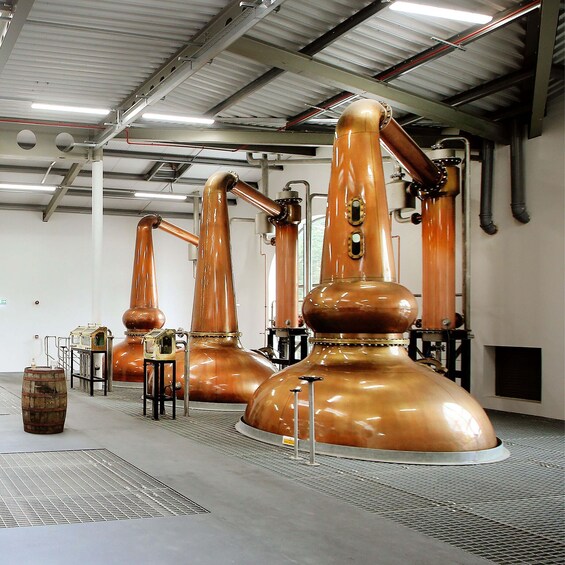 Picture 1 for Activity Powerscourt Distillery - Fercullen Whiskey Tour & Tastings 2