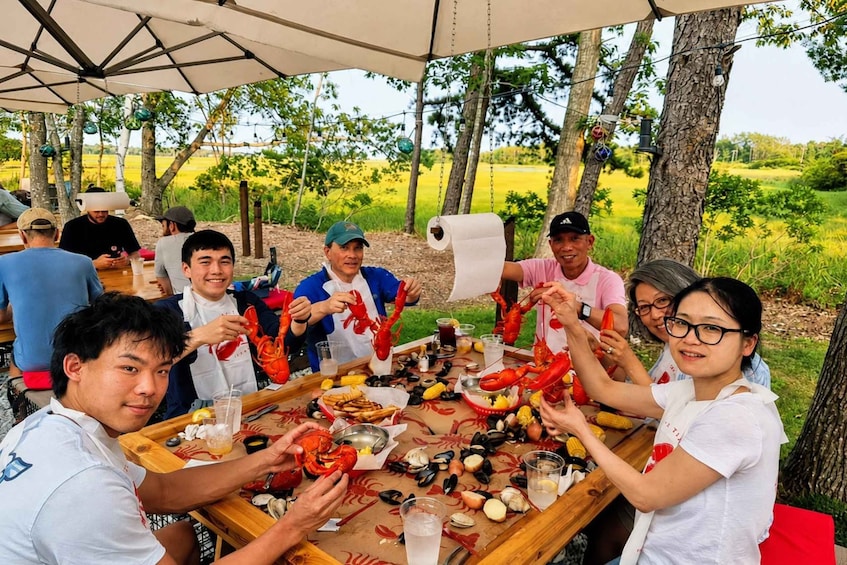 Picture 2 for Activity Wells: Lobster Boil & Rachel Carson Wildlife Experience 4