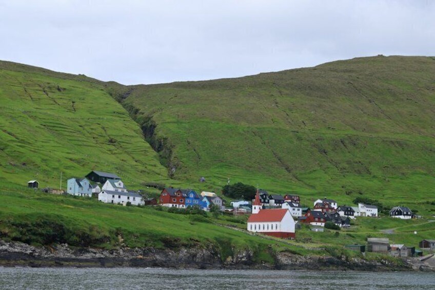 Rib Boat to Kallur Lighthouse and Kalsvík 2