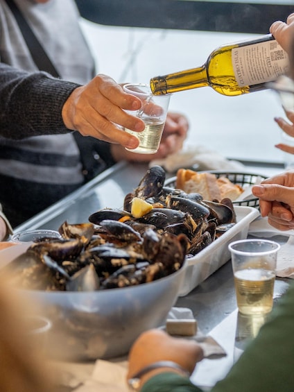 Mussel Route with food tasting in the Ría de Pontevedra 1