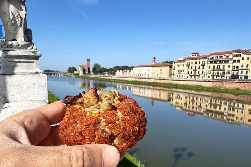 Pisa Food Tasting Tour and City Guided Sightseeing 4