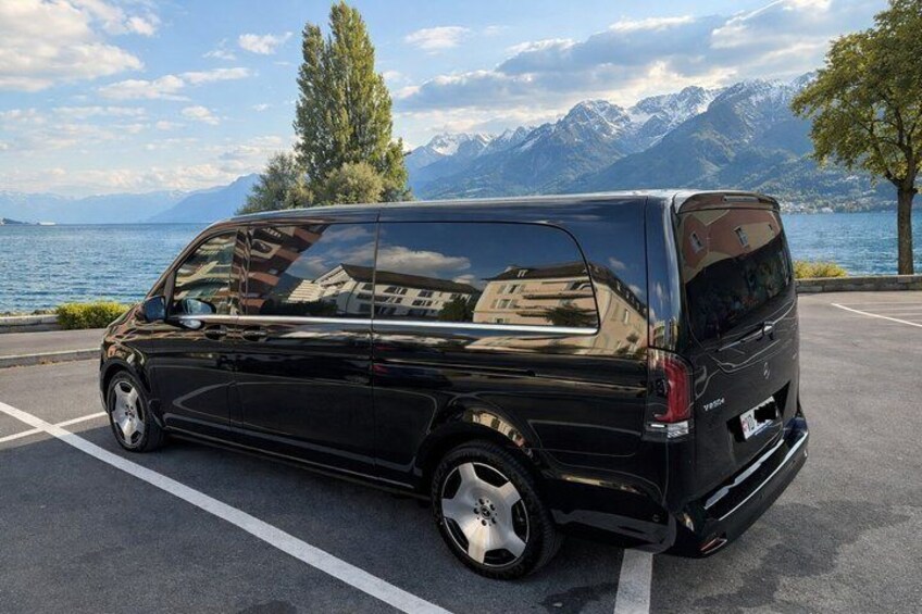 Gruyères Château Cheese and Chocolate Van Private from Geneva 2