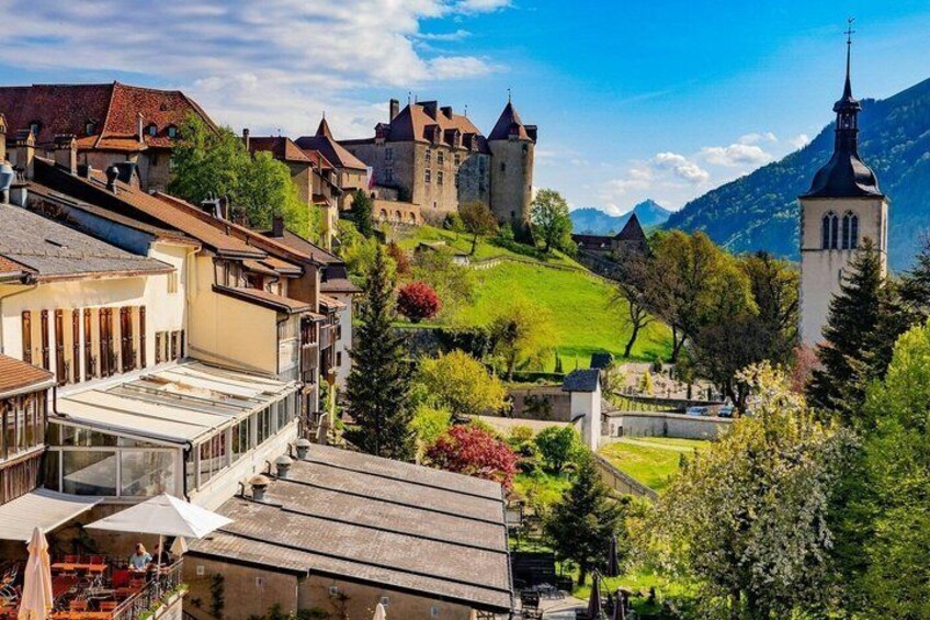 Gruyères Château Cheese and Chocolate Van Private from Geneva 1