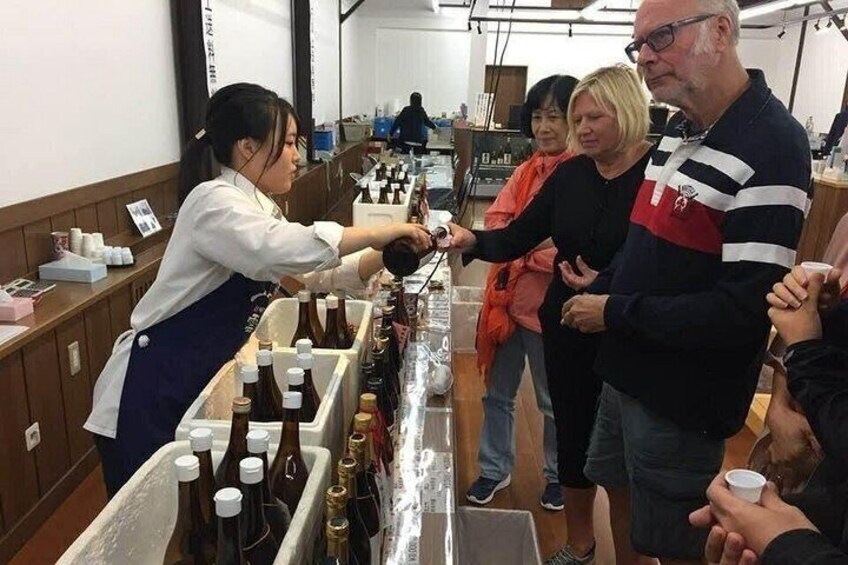 Nagano Snow Monkeys and Sake Tasting Day Tour 5