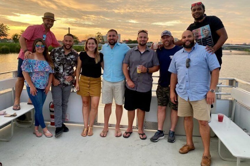 Evening Summer Cruise in Wilmington with Onboard Bar 1