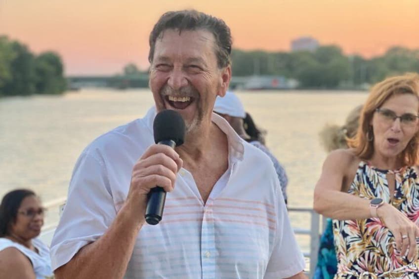 Evening Summer Cruise in Wilmington with Onboard Bar 5