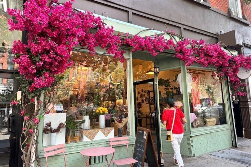 Williamsburg Food and Shopping Tour with Local Guide 3
