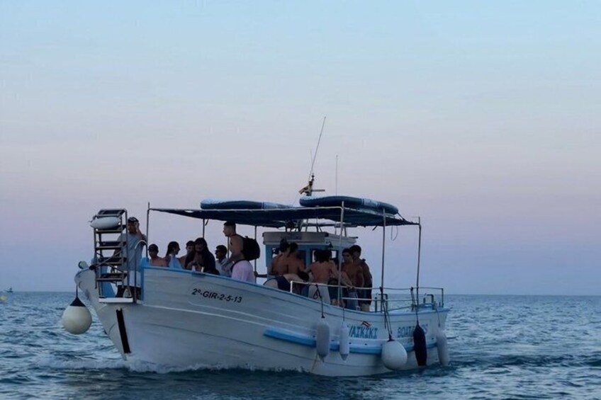 Traditional Boat Tour : Adventure on the Costa Brava 1