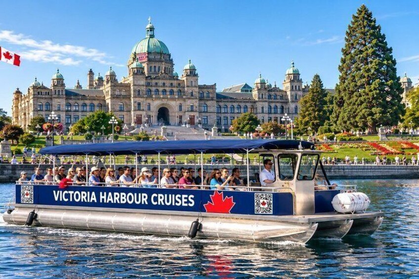 Victoria 75 minute Sightseeing Boat Tour with Tour Guide 1
