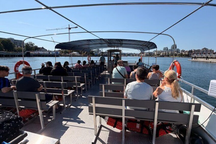 Victoria 75 minute Sightseeing Boat Tour with Tour Guide 2
