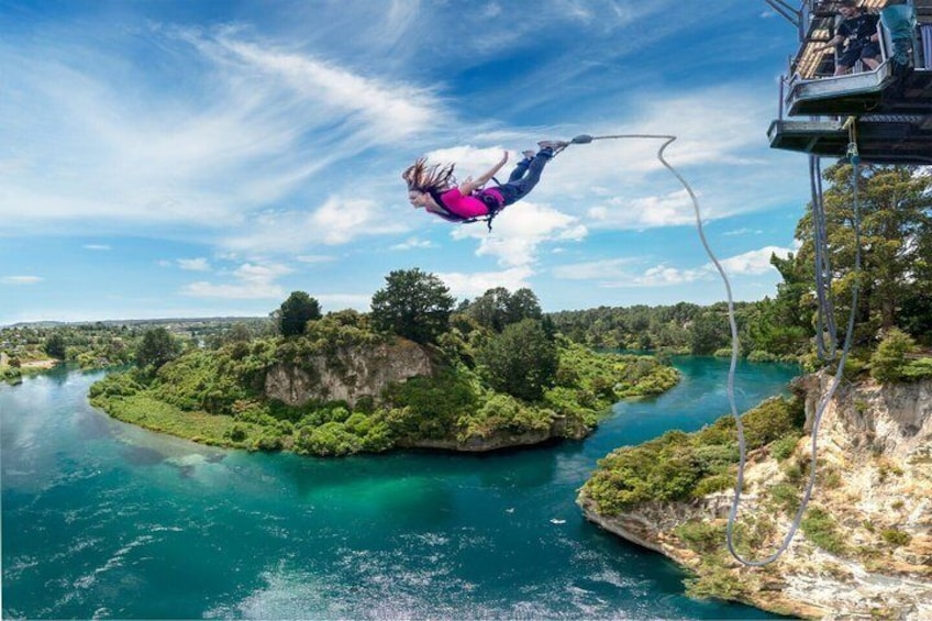 Taupo Bungy Jump New Zealand Water Touch 4
