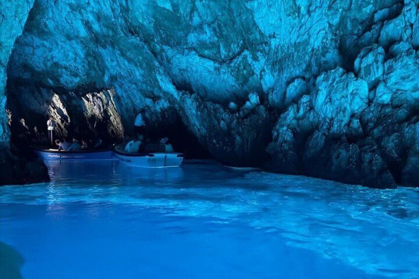 Blue and Green Cave Excursion in Hvar 1