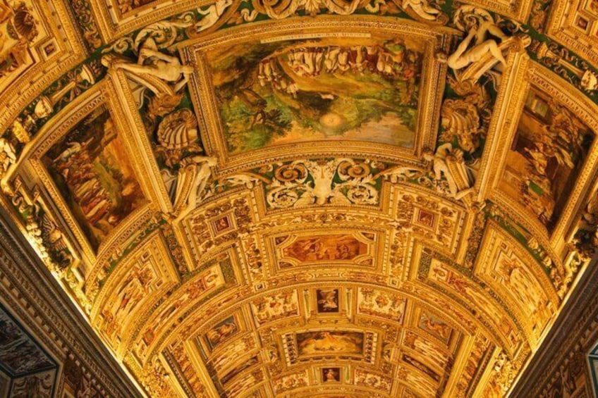 Vatican Museums and Sistine Chapel with Basilica Skip the Line 3