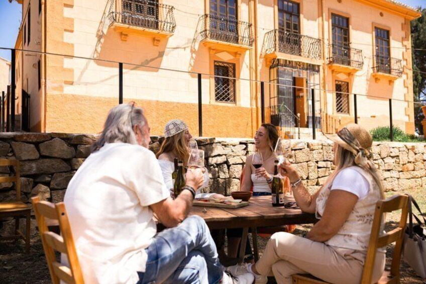 From Valencia Total Solar Eclipse and Wine Tasting in Requena 5