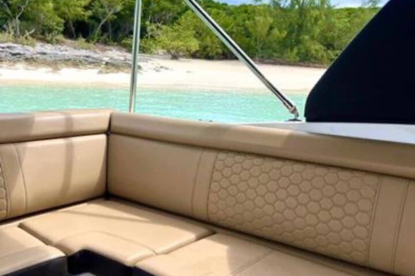 Private Boat Tour in Nassau Bahamas 4