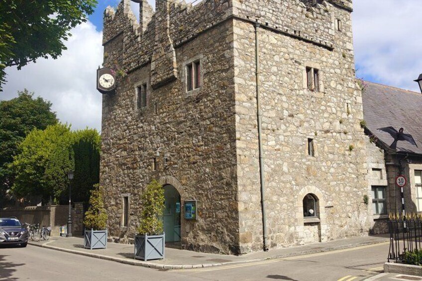 Dalkey Village Walking Tour with Local Chef Guide 1