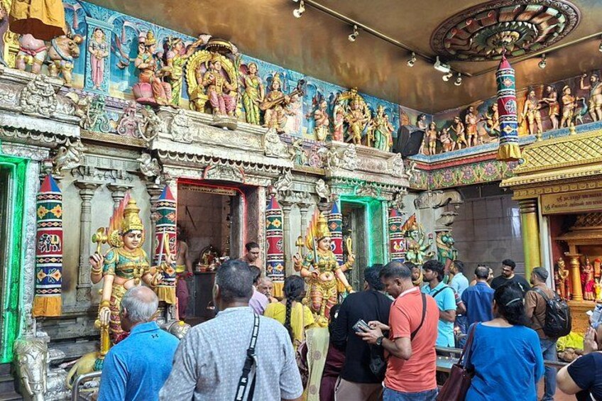 Little India Walking Cultural Tour with Food Tasting 3