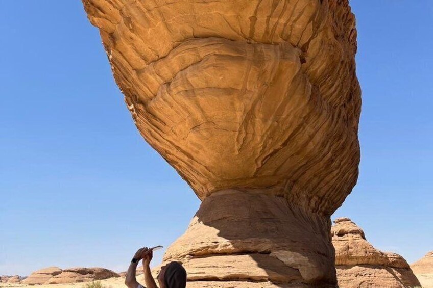 Rainbow Arch Rock Expedition Private Tour 2