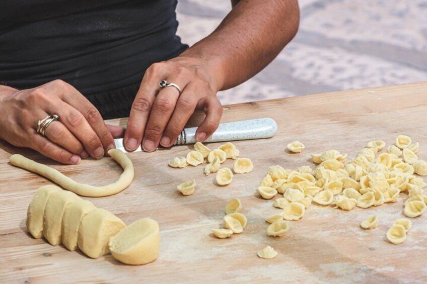 Monopoli Pasta Making Experience with Dinner Wine and Limoncello 1