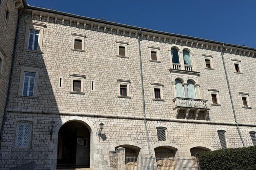 Monte Cassino and Gaeta Abbey with lunch included 5