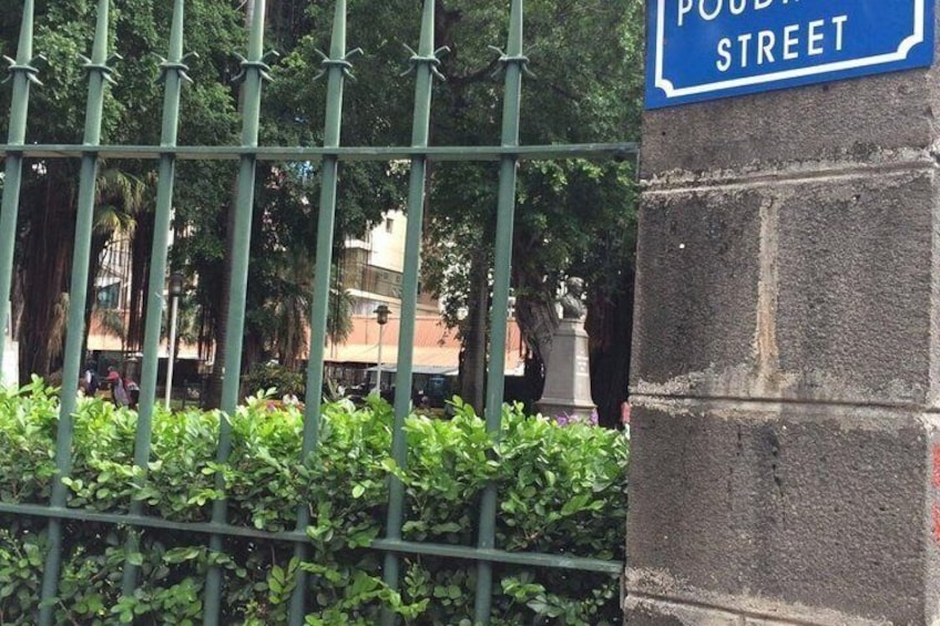 Exclusive Private Street Food Tour and Sightseeing in Port Louis 3