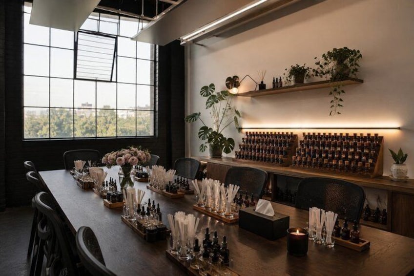 Bespoke Perfume Making Workshop with 150+ Essential Oils 3