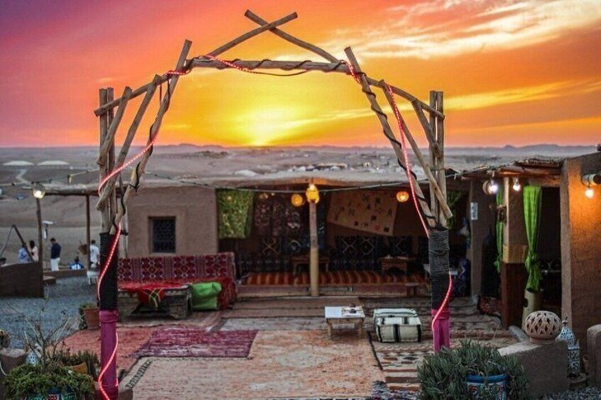 Marrakech Sunset Dinner Under the Stars in Agafay Desert 4