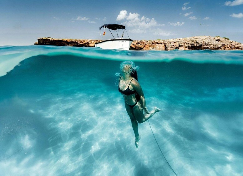 Picture 2 for Activity Valencia: Boat rental without license PoblaFarnals + Beach Club Pool 2