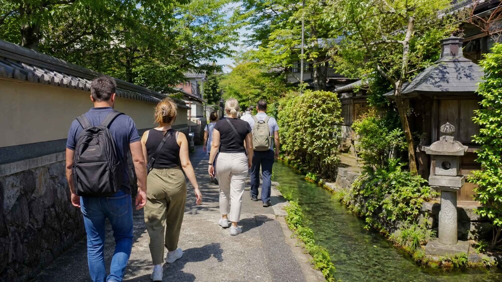 Picture 5 for Activity Mishima: Genbe River & Spring Water Heritage Walk 4