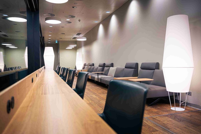 Picture 4 for Activity VIE Vienna Schwechat International Airport Lounge Access 2