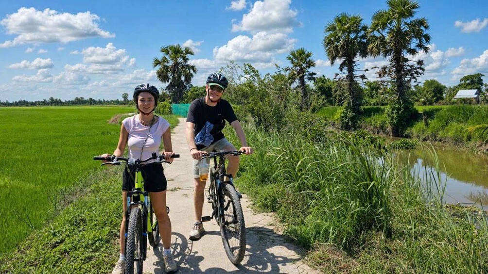 Phu Ly: Stunning Landscape Cycling Tour 1
