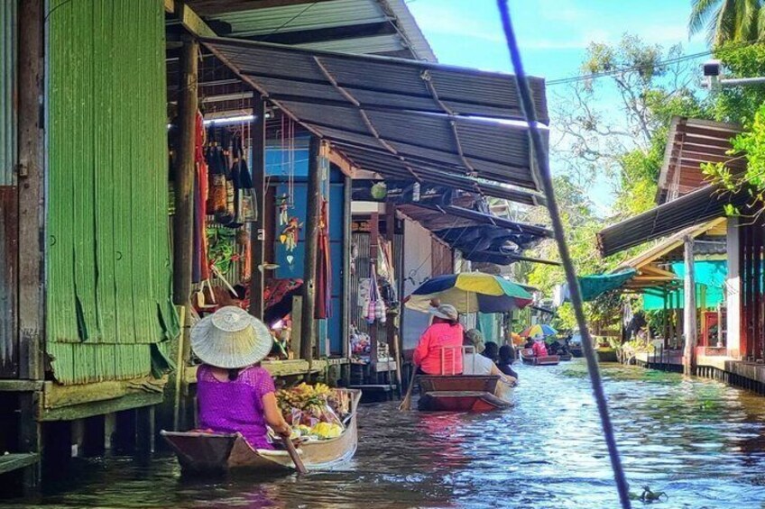 Damnoen Saduak Floating Market and Kho Yao Cave Tour 3