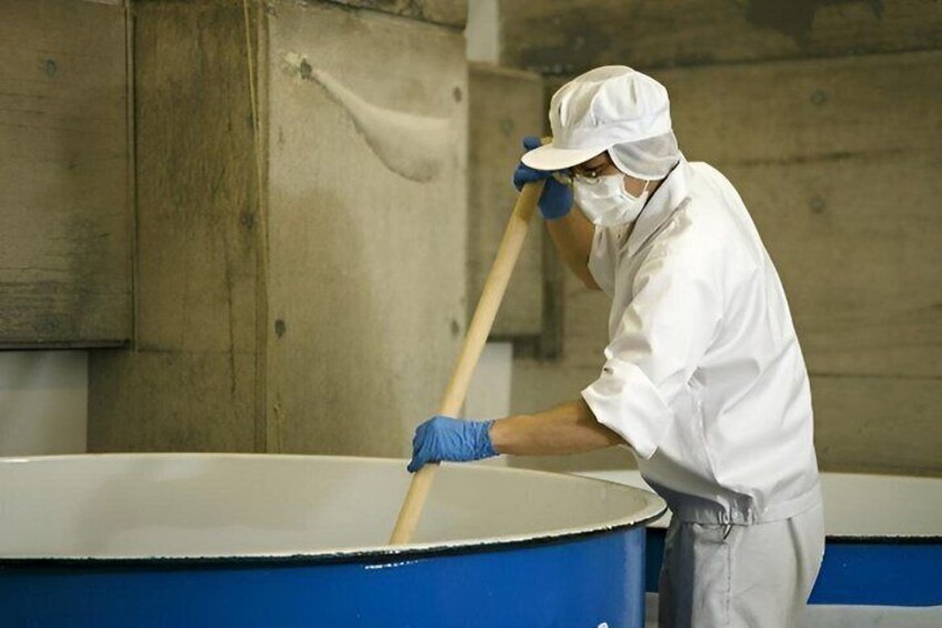 Morioka Asabiraki Brewery Tour with Sake Tasting 4