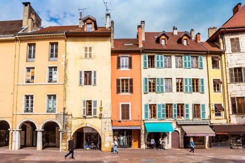 Annecy Walking Tour with Audioguide on your Smartphone 3