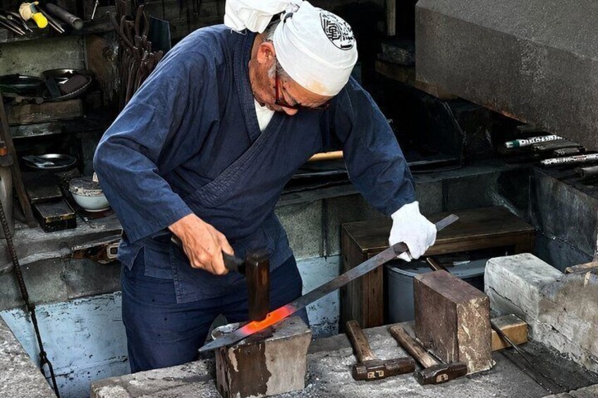 Kumamoto Japanese Sword Forging Experience with Master Swordsmith 5