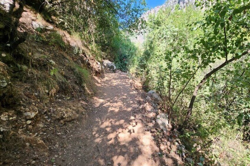 Yahchouch Waterfalls Hiking Tour From Beirut, Lebanon 2