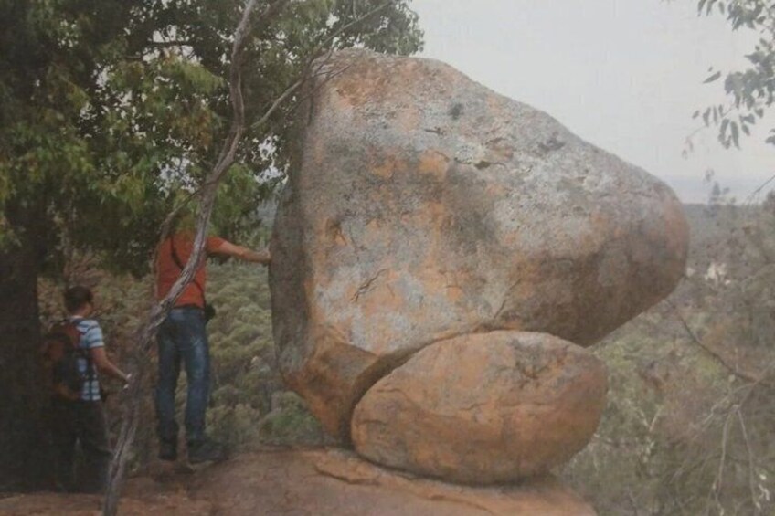 Condobolin Kings Grave or Mt Manna Half Day Cultural Tour 1